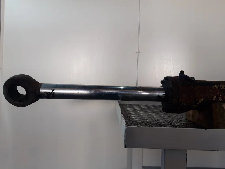 Digging cylinder for VOLVO L120