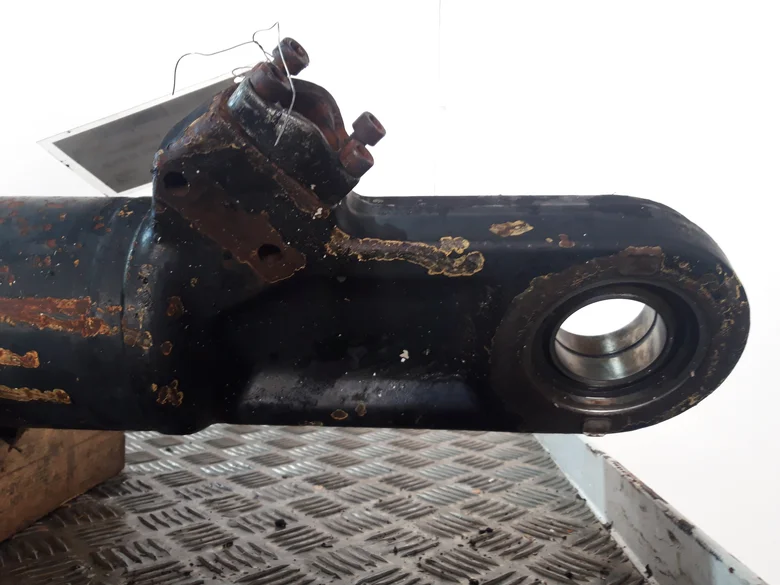 Digging cylinder for VOLVO L120