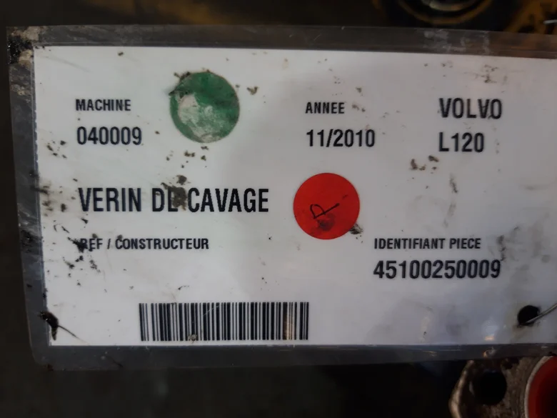 Digging cylinder for VOLVO L120