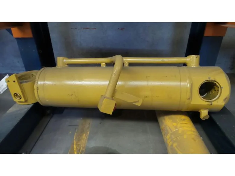 Digging cylinder for HANOMAG 60E