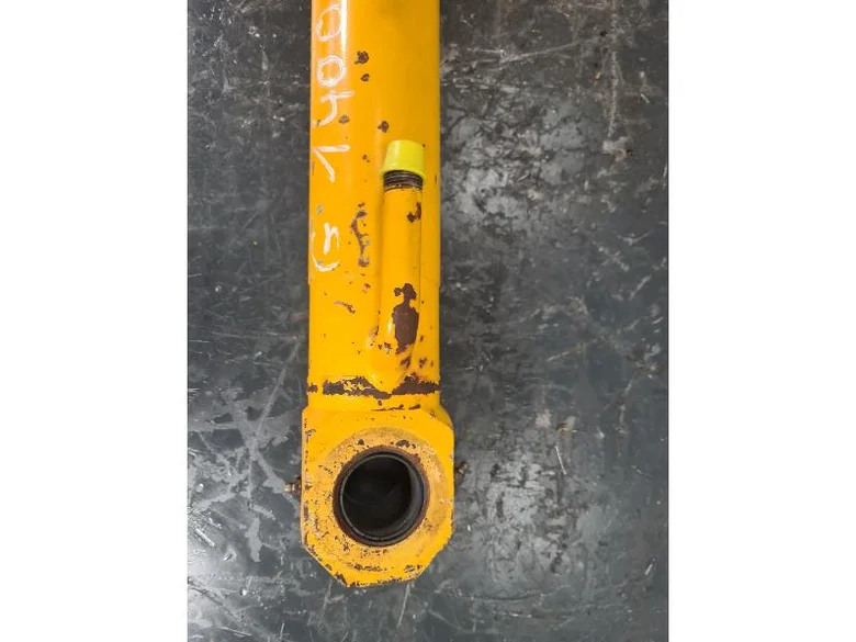 Steering cylinder for JCB 416HT