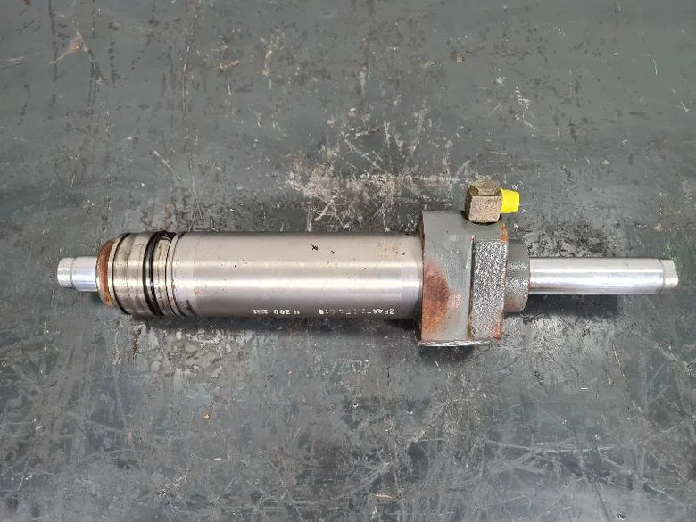 Steering cylinder for LIEBHERR A316LI