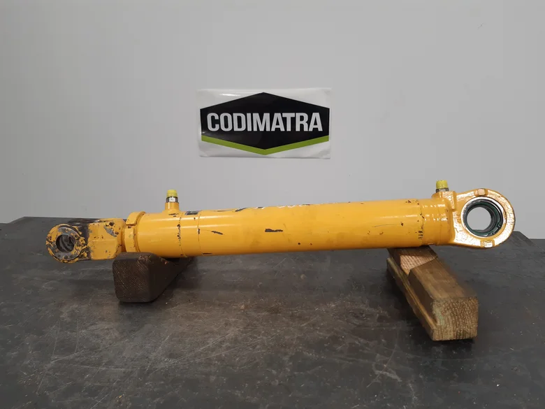 Steering cylinder for VOLVO L120F