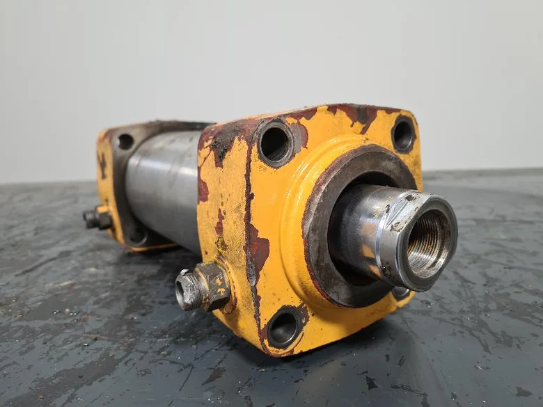 Steering cylinder for LIEBHERR A922LI
