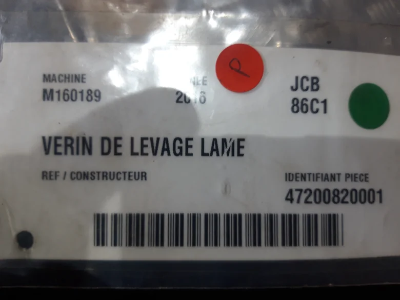 Vérin de levage lame pour JCB 86C1