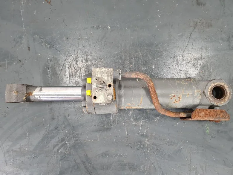 Blade lift cylinder for VOLVO EC55C