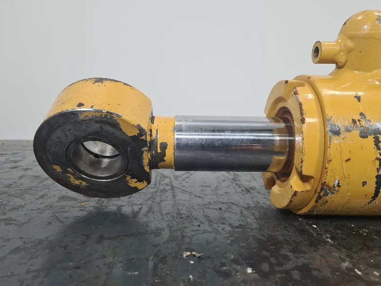 Blade lift cylinder for CATERPILLAR D6NLGP