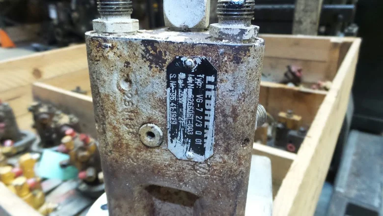 Joystick para LIEBHERR R912HDSL