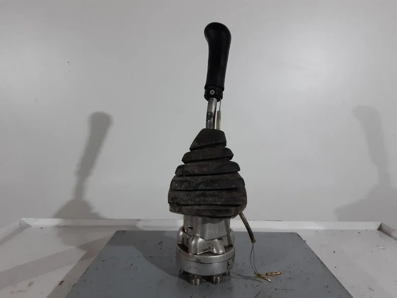 Joystick pour CATERPILLAR 345C