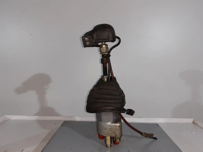 Joystick pour CATERPILLAR 320B
