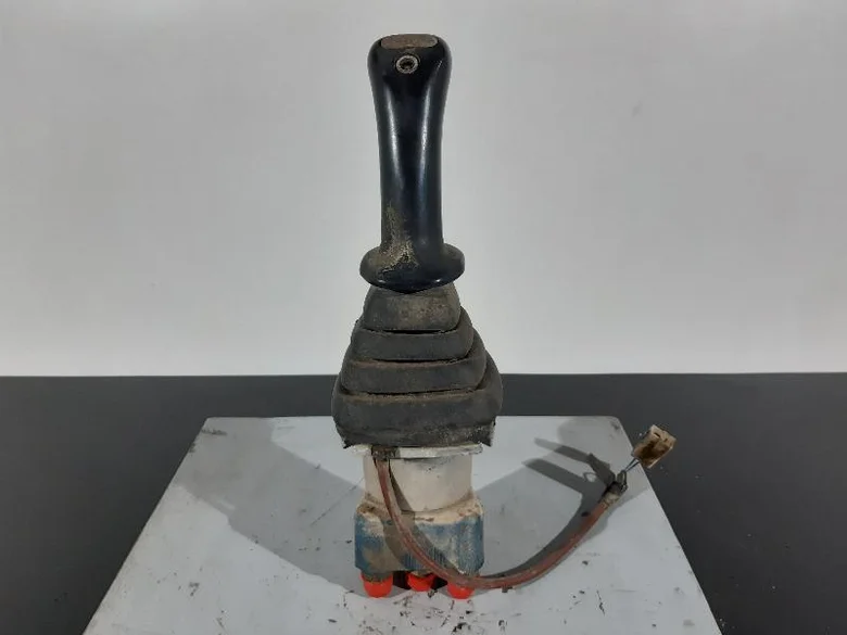 Joystick pour CATERPILLAR M312