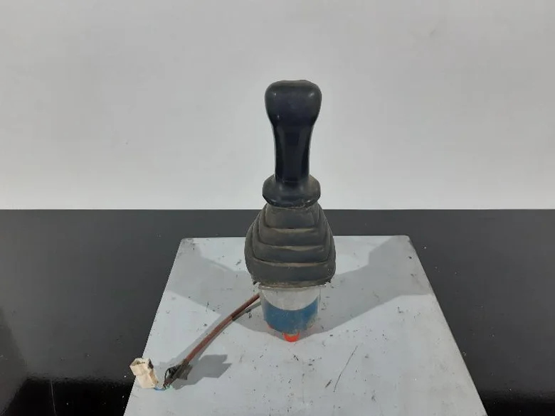 Joystick pour CATERPILLAR M312