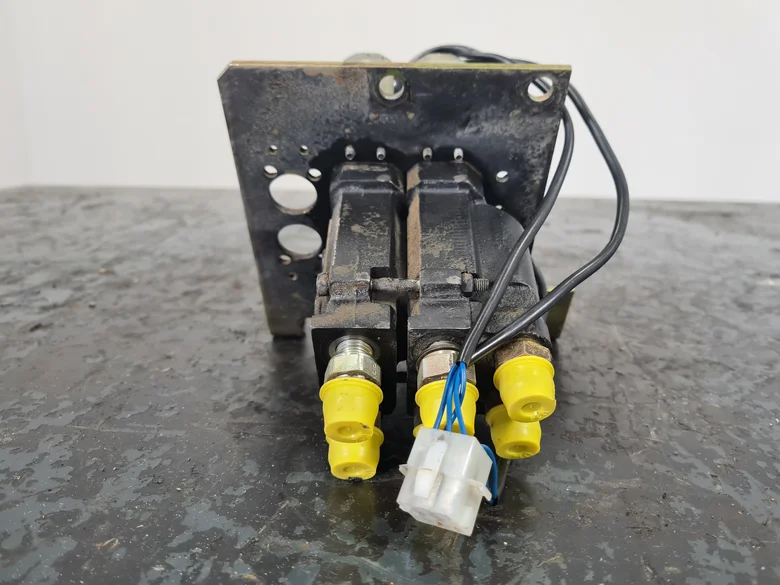 Joystick pour VOLVO L150E