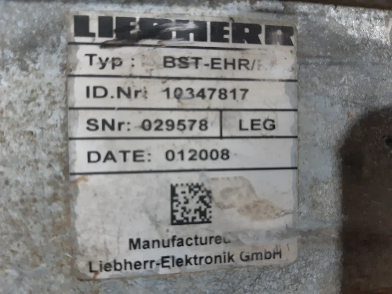 Boîtier électronique pour LIEBHERR R914C