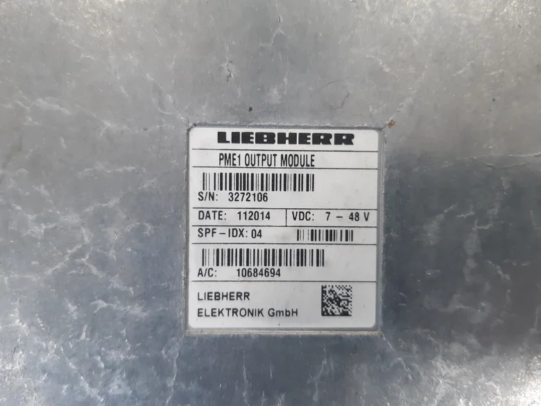 Boîtier électronique pour LIEBHERR L538