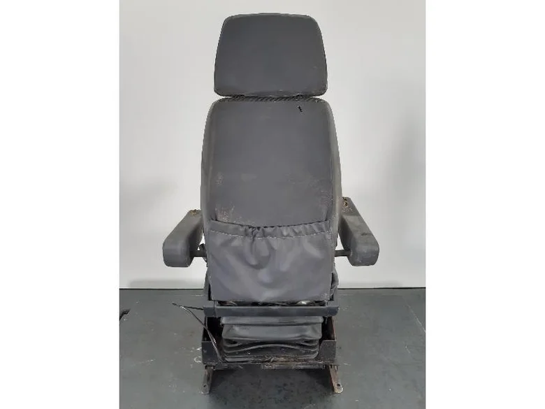 Asiento para LIEBHERR A316LI