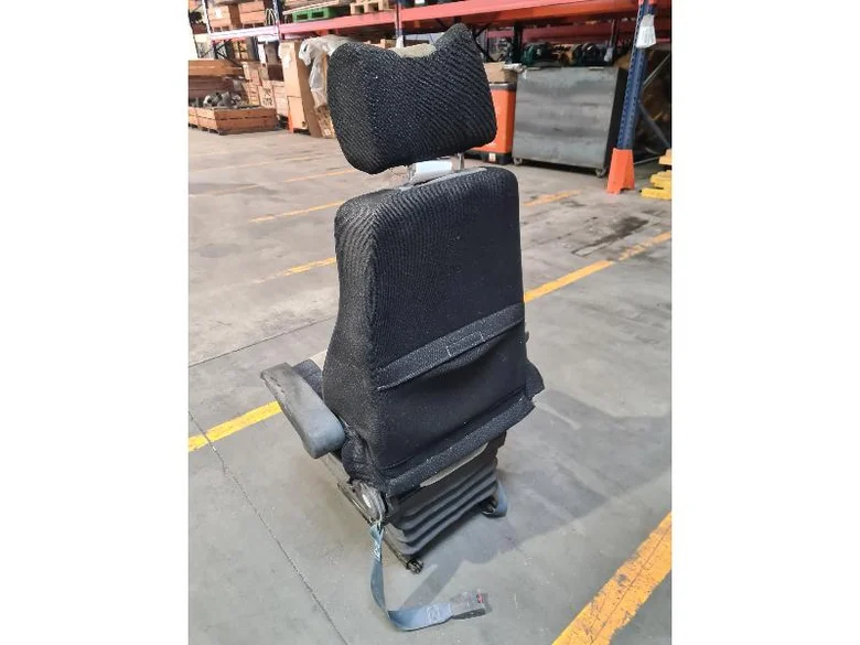 Siège pour HYUNDAI R210NLC-7