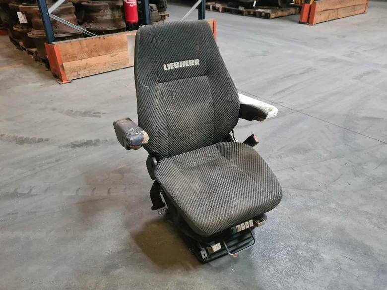 Asiento para LIEBHERR R914C