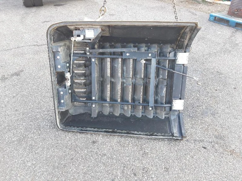 Hood for LIEBHERR R920