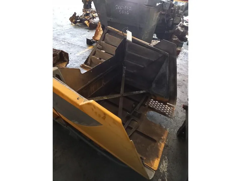 Capó para LIEBHERR L566