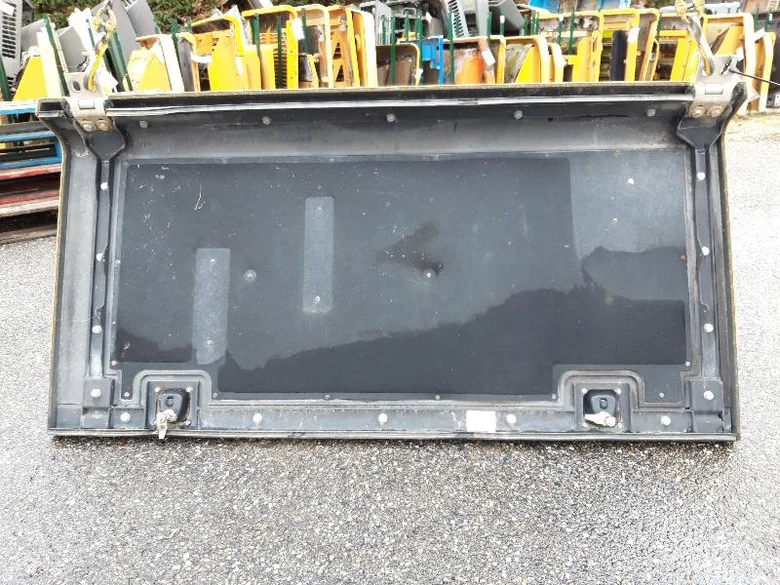 Porte de compartiment pour LIEBHERR R920