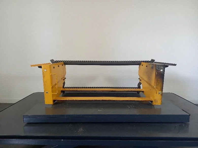 Estribo para VOLVO EW160D