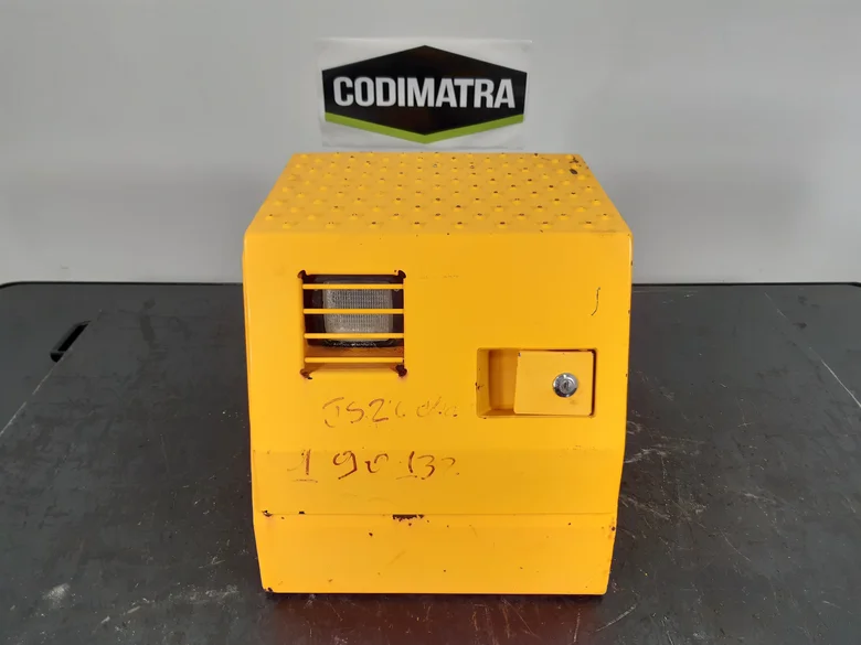 Trunk for JCB JS260LC