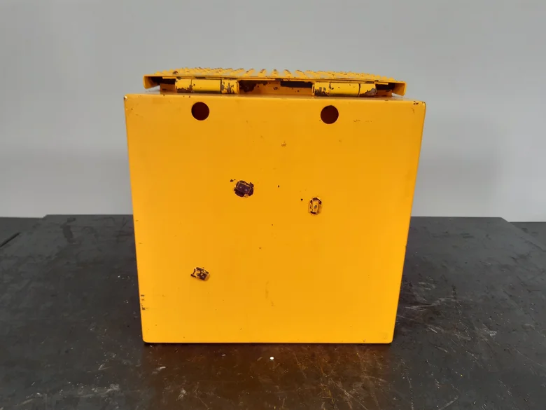 Trunk for JCB JS260LC