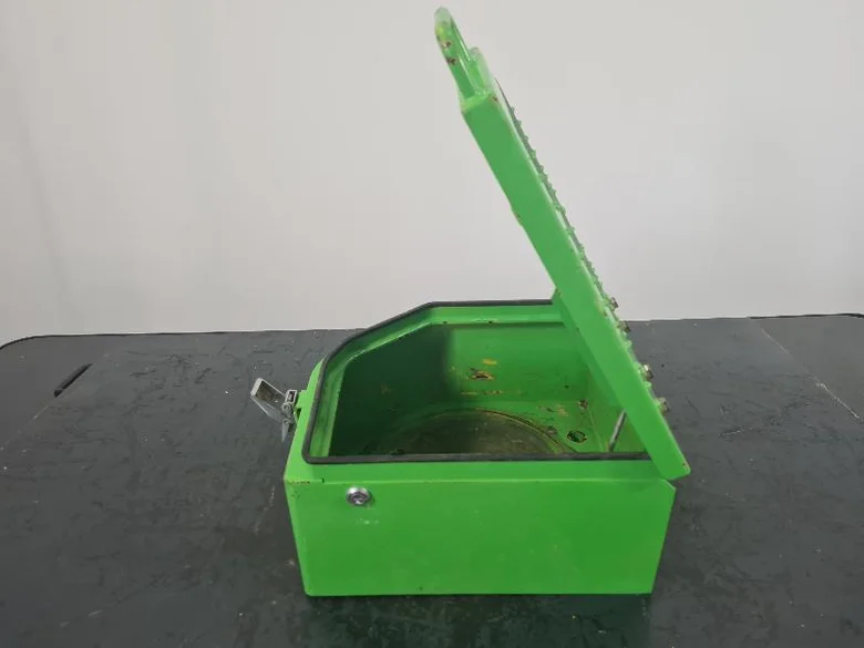 Coffre pour KOMATSU PC228USLC-11