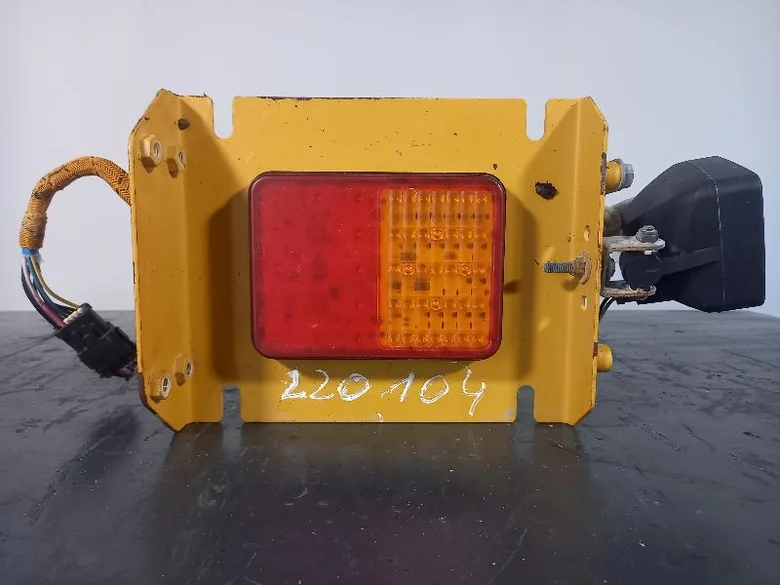 Lighting for CATERPILLAR 770
