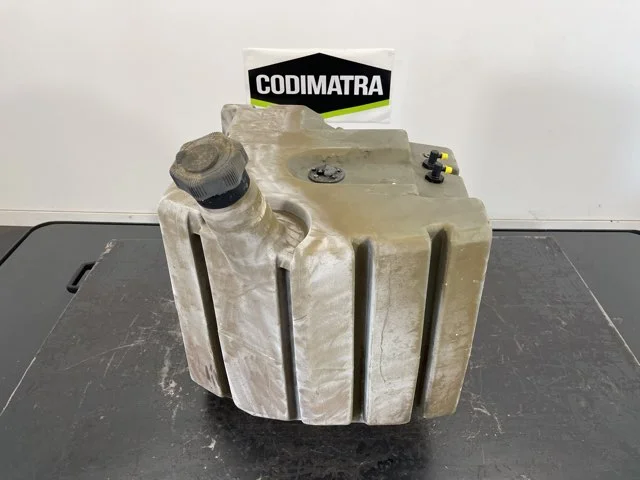 Fuel tank for LIEBHERR L514
