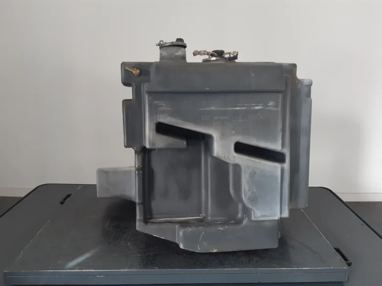 Réservoir carburant pour CATERPILLAR M316C