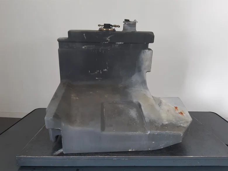 Réservoir carburant pour CATERPILLAR M316C