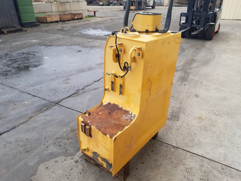 Fuel tank for KOMATSU PC228USLC-10
