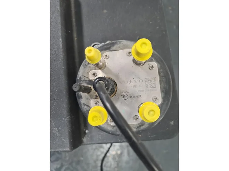 Fuel tank for VOLVO ECR145EL