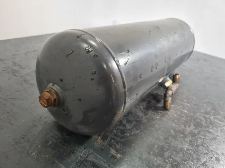 Fuel tank for VOLVO A25F