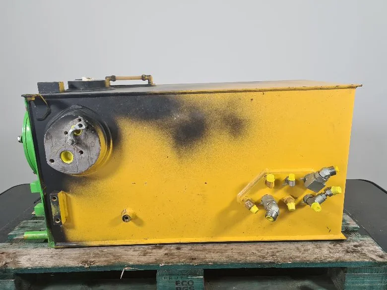 Réservoir hydraulique pour KOMATSU PC228USLC-11