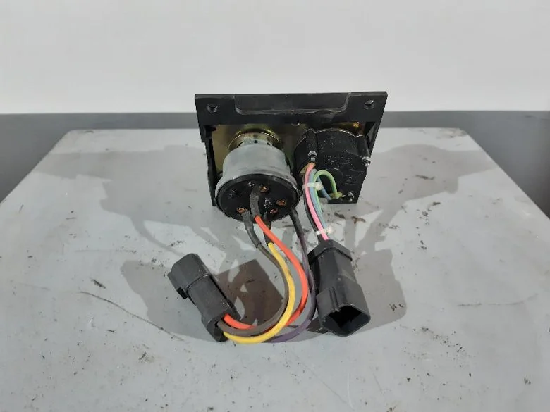 BOITIER DE COMMANDE MOTEUR
