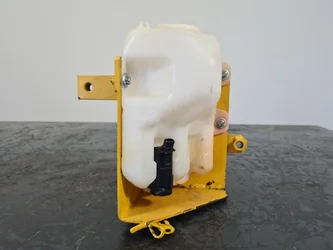 RESERVOIR LIQUIDE LAVE-GLACE + SUPPORT