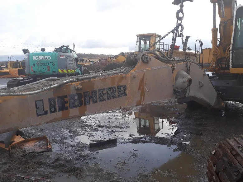 Flèche pour LIEBHERR R914C