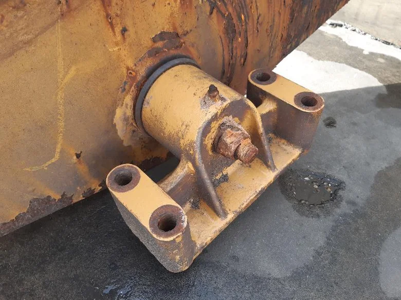 Dump box for CATERPILLAR 735