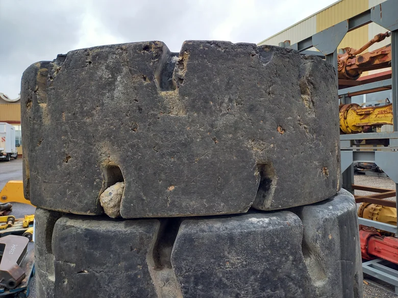 Tire for CATERPILLAR 924H