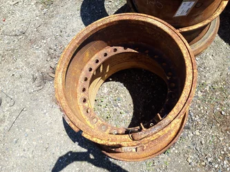 Jante pour VOLVO L180E