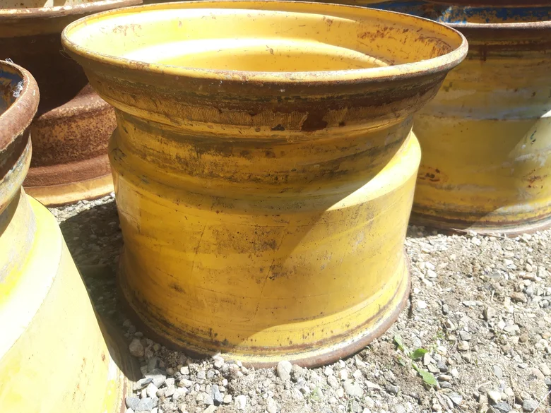 Jante pour KOMATSU PW95