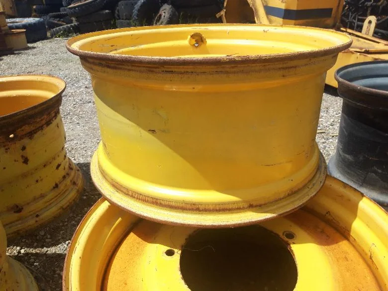 Rim for KOMATSU WB97S5