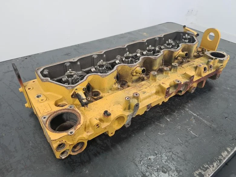 Cylinder Head for CATERPILLAR 323