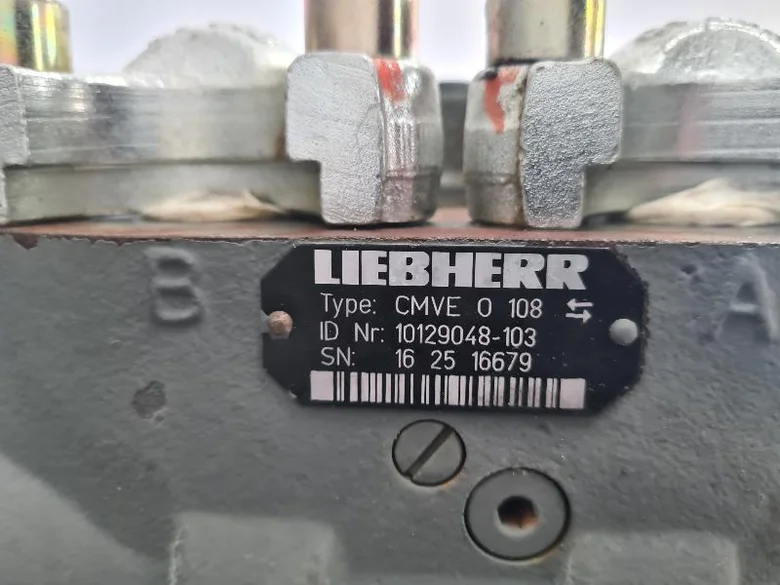 Hydraulic Translation motor for LIEBHERR R926COMP