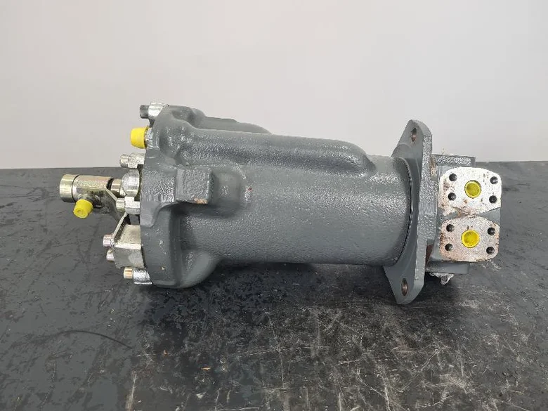 Swivel joint for LIEBHERR R926COMP