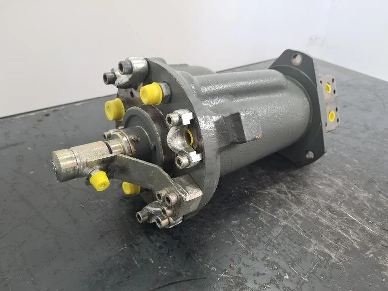 Swivel joint for LIEBHERR R926COMP