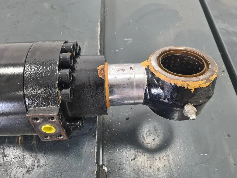 Vérin de flèche pour CATERPILLAR 323